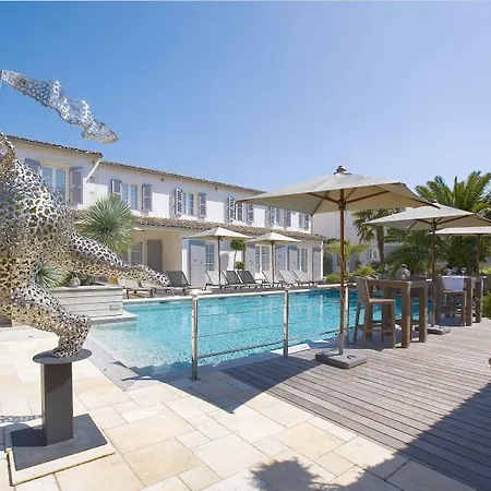 Le Clos Saint-Martin Hotel & Spa-2