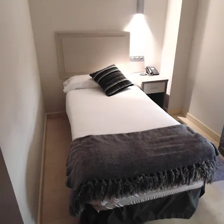 Hotel Trueba-3