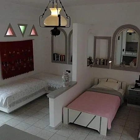 La Luna Apartments-2