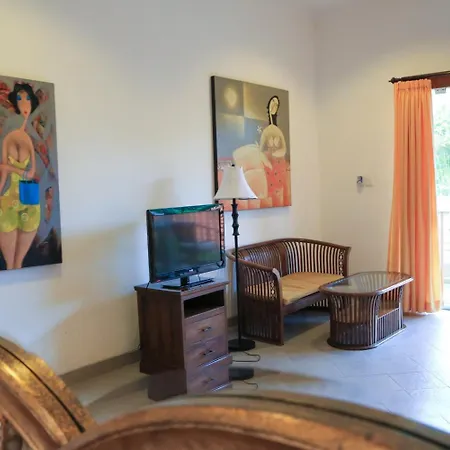 Aquarius Beach Hotel-3