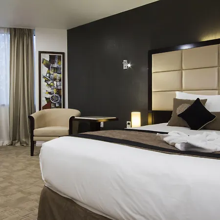Vr Queen Street Hotel & Suites-2