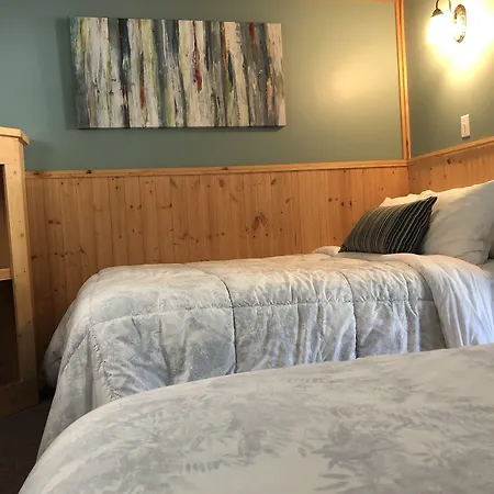 Piccadilly Motel-2