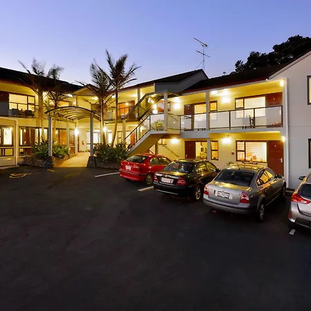 Whangaparaoa Lodge-2