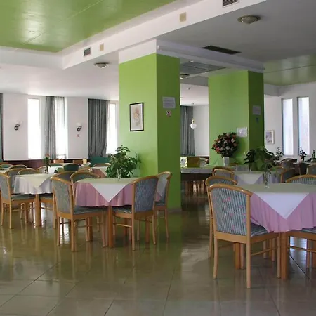 Hotel Luar-3