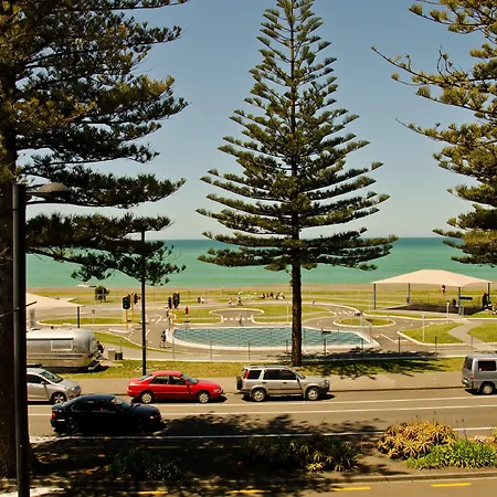 Beachfront Motel-3