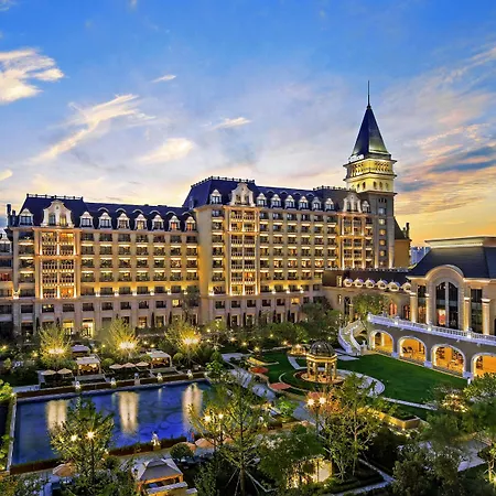 Hilton Qingdao Golden Beach-2