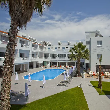 Princessa Vera Hotel Apartments-3