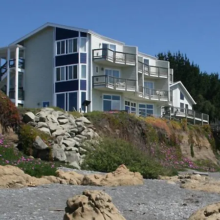 The Oceanfront Inn-3