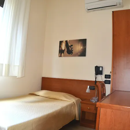 B&B Centrale Affittacamere-3