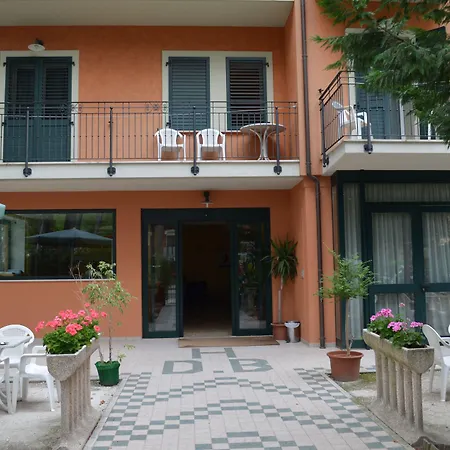 Hotel B&B Des Bains Milano Marittima-2