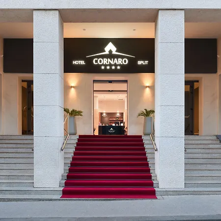 Cornaro Hotel-3