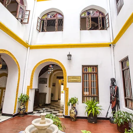 Tembo House Hotel-3