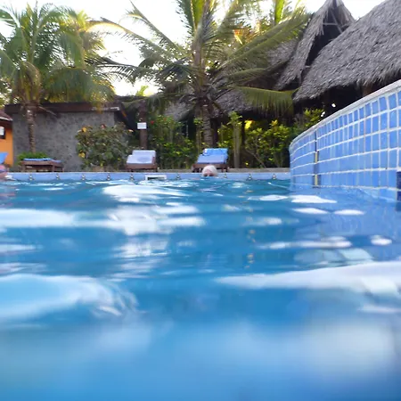 Mnarani Beach Cottages-3