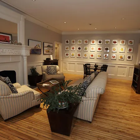 Anchor Inn Beach House-3