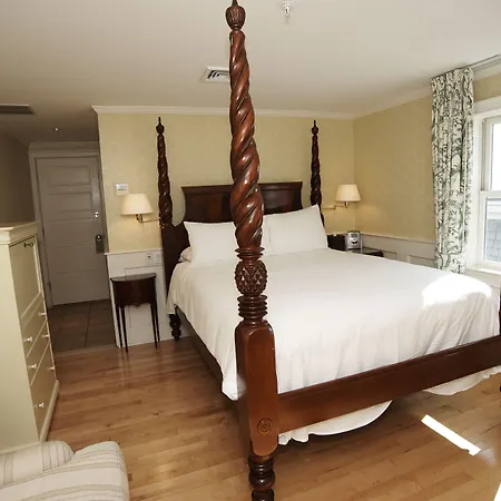Anchor Inn Beach House-2