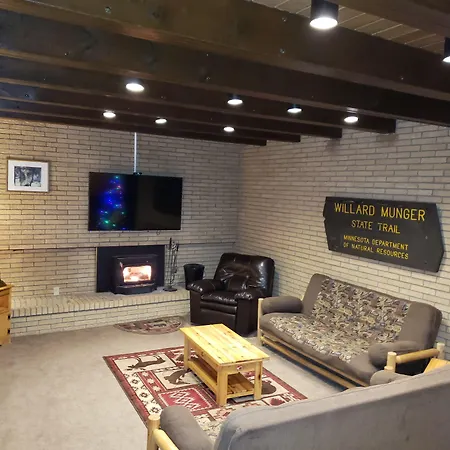 Willard Munger Inn-2