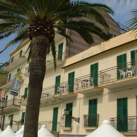 Hotel Danio Lungomare-3