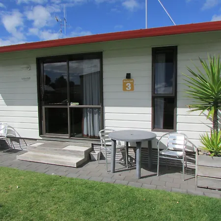 Cosy Corner Holiday Park-2