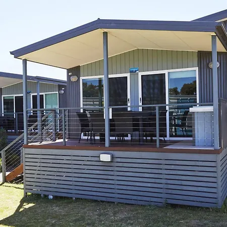 Nrma Victor Harbor Beachfront Holiday Park-2