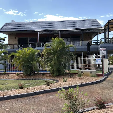 Bribie Waterways Motel-2