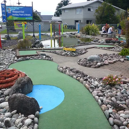 Westport Kiwi Holiday Park & Motels-3