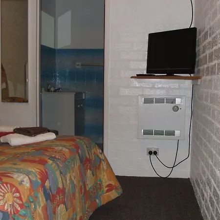 Snowdream Motel-2