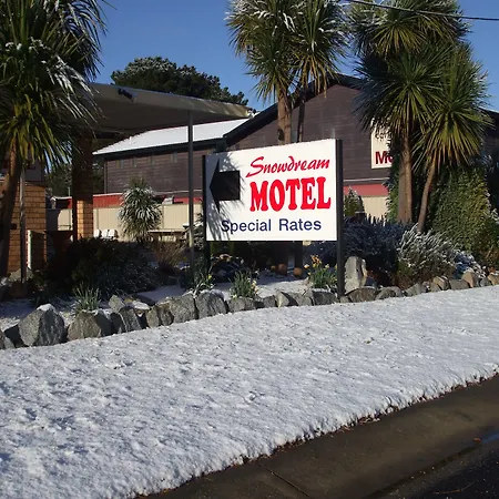 Snowdream Motel-3