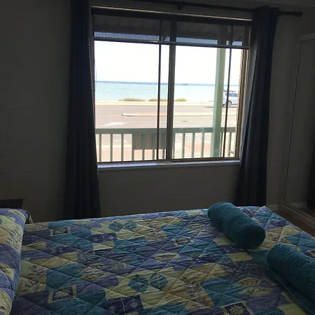 Shark Bay Seafront Apartments-3
