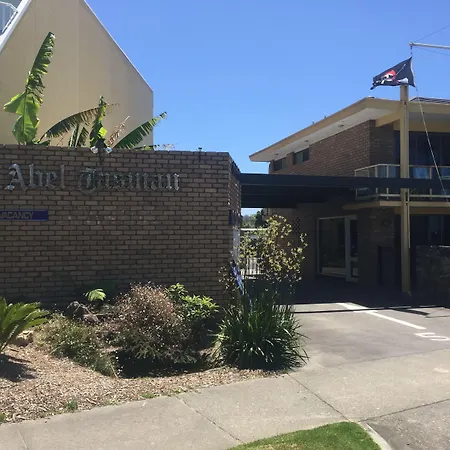Abel Tasman Waterfront Motel-3