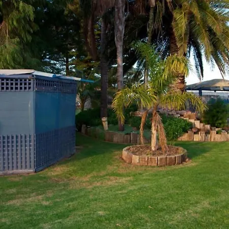 Esperance Beachfront Resort-3
