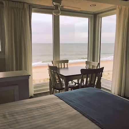 Surf Club Oceanfront Hotel-2