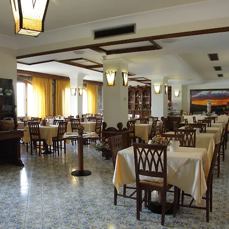 Hotel Mega Mare-3