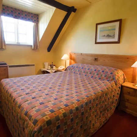 The Lifeboat Inn-3