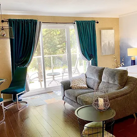 Evergreen Bed & Breakfast-2