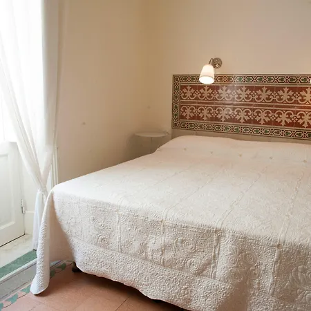 Rooms And Breakfast Granveliero-3