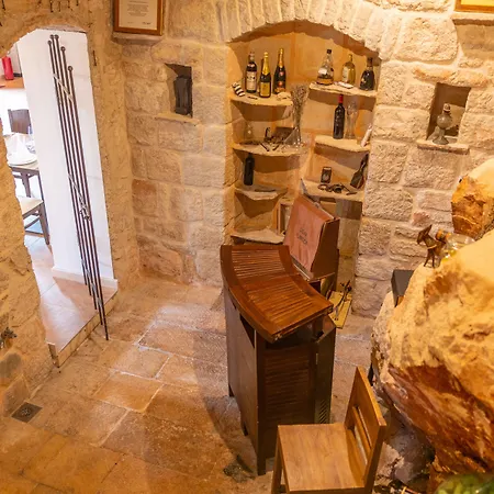 B&B Heritage Villa Apolon-3