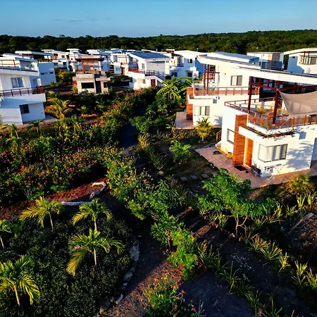 Gran Pacifica Beach Resort & Homes-2