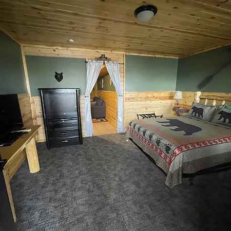 The Fishing Bear Lodge-3