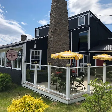 The Iona Heights Inn-2
