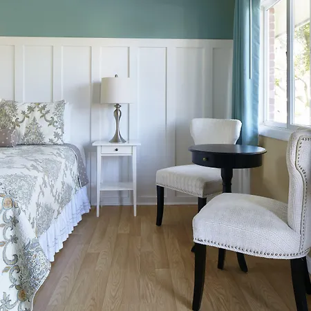 Breezeway Boutique Hotel-2