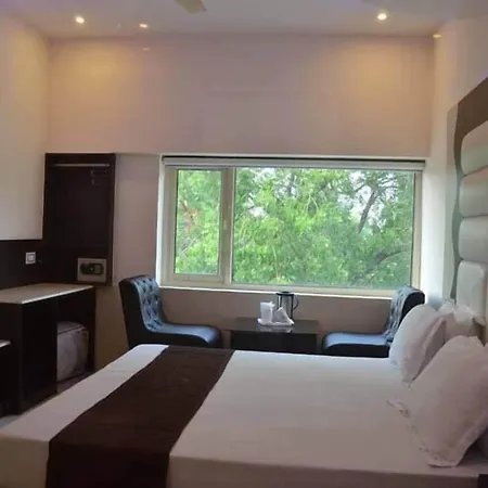 Hotel Royal Park 22-3