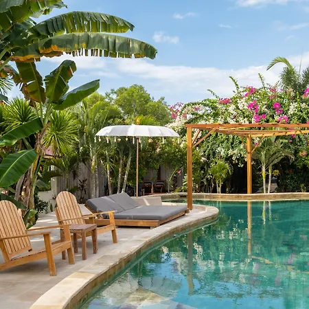 Gili Teak Beach Front Resort-3