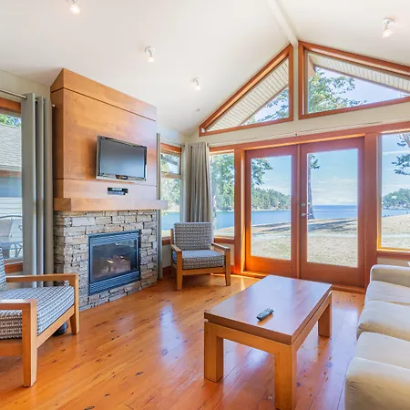 Mayne Island Resort-2