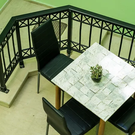 Greta Apartments-3