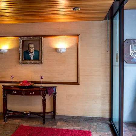 Hotel Churchill-2