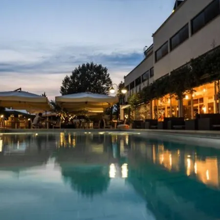Hotel Cristallo Relais, Sure Hotel Collection By Best Western-2