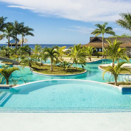 The Cliff Hotel-2