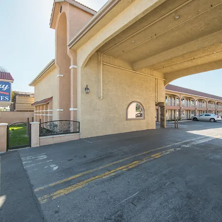 Industry Inn & Suites-3