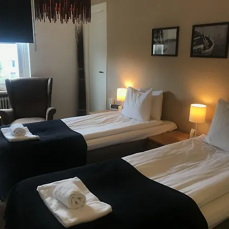 Port Hotel-3