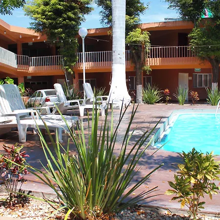 Hotel La Quinta Posada Real-3